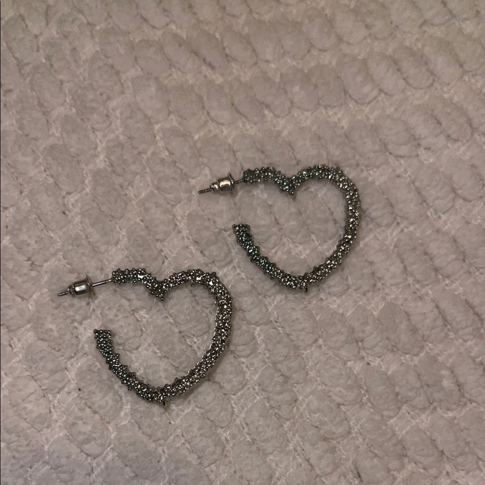 Francesca's Collections Silver Textured Heart Earrings